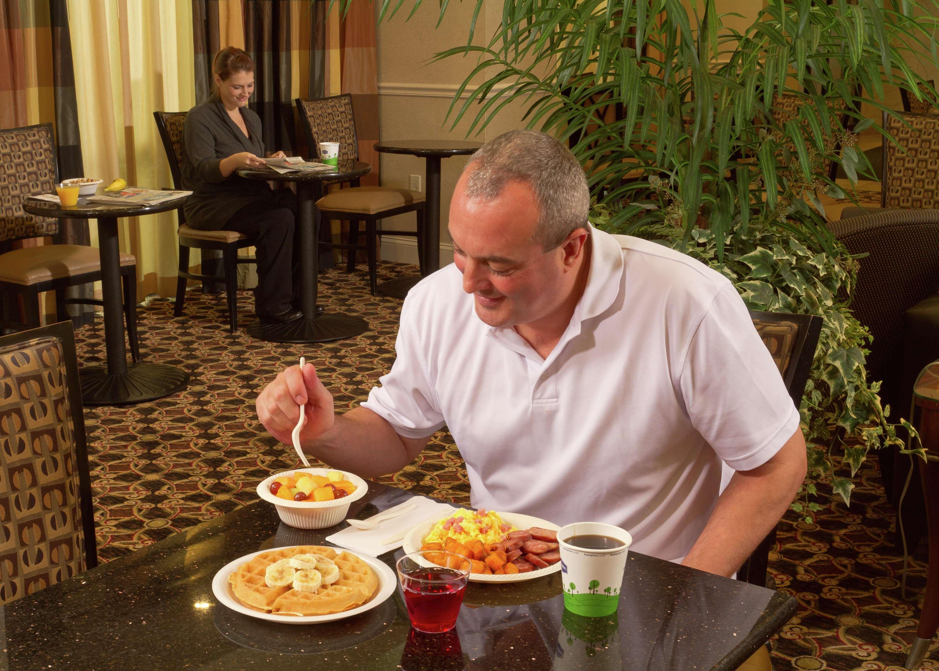 Hampton Inn & Suites Jacksonville-Airport Restaurant foto