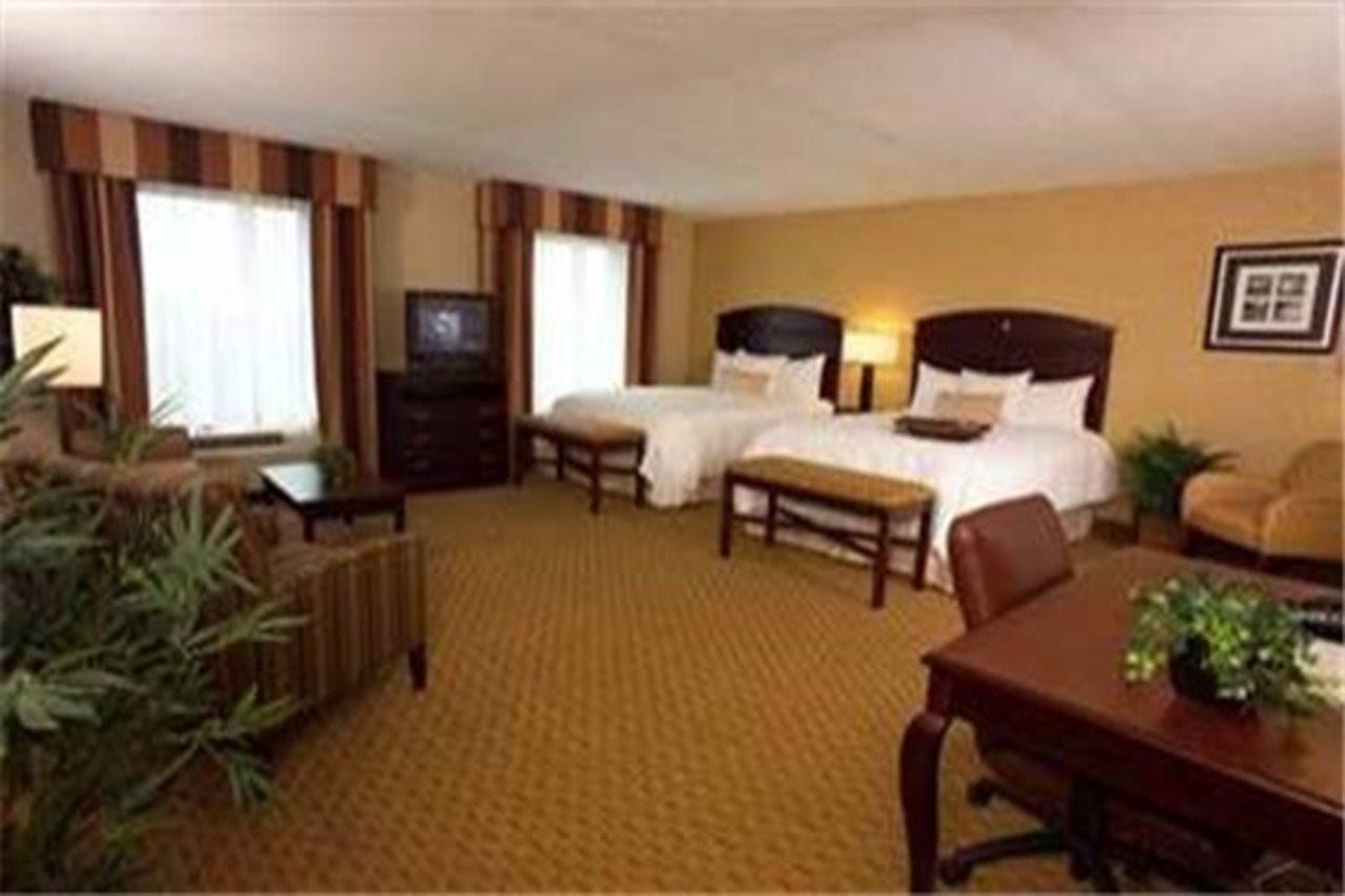 Hampton Inn & Suites Jacksonville-Airport Exterior foto